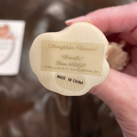 Seraphim Classics angel figurine/sculpture Priscilla, Excellent Condition - Picture 3 of 5